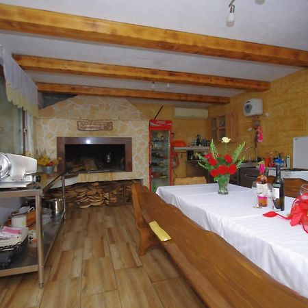 Villa Jakov Kraj  ภายนอก รูปภาพ